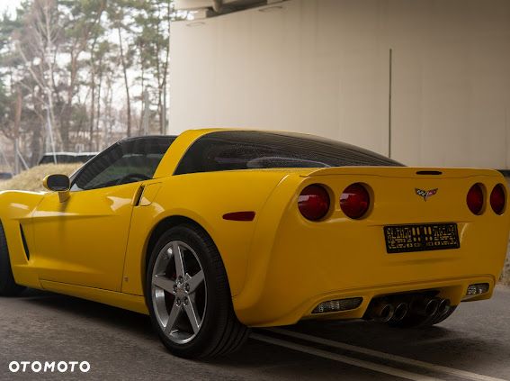 Chevrolet Corvette - 9