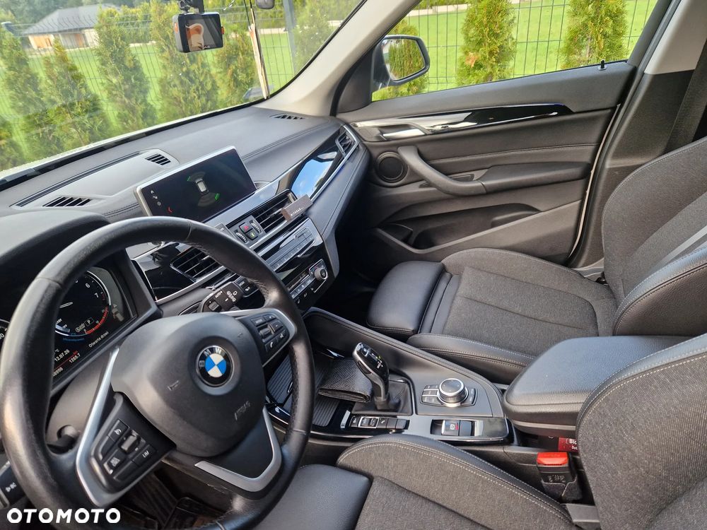 BMW X1 sDrive18i - 9