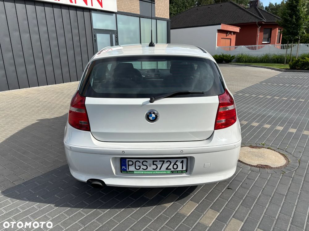BMW Seria 1 116i - 4