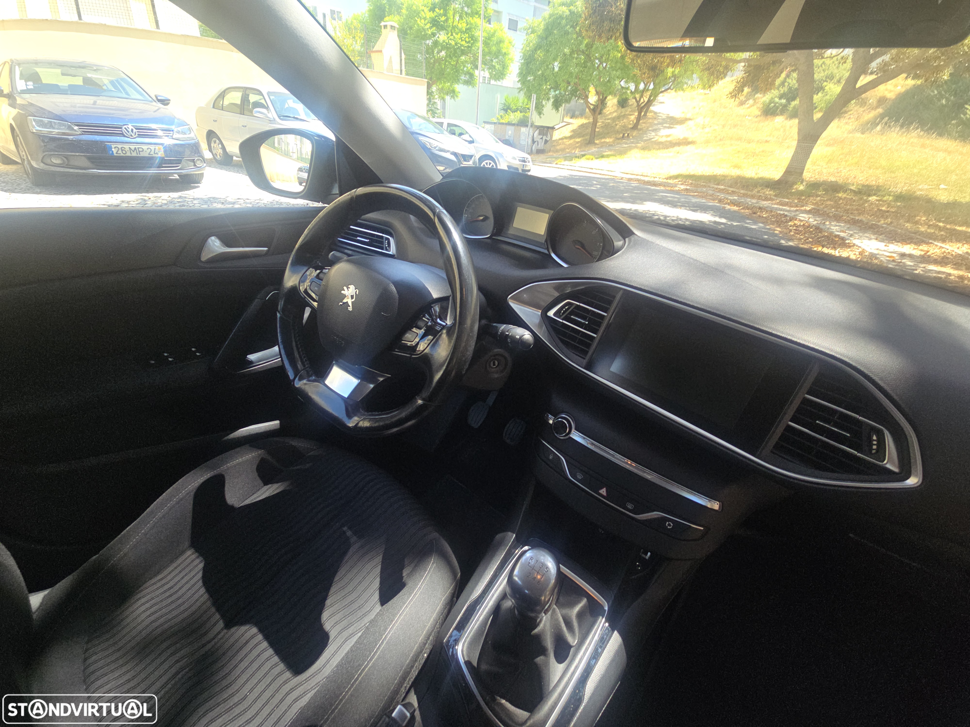 Peugeot 308 1.6 BlueHDi Allure - 18