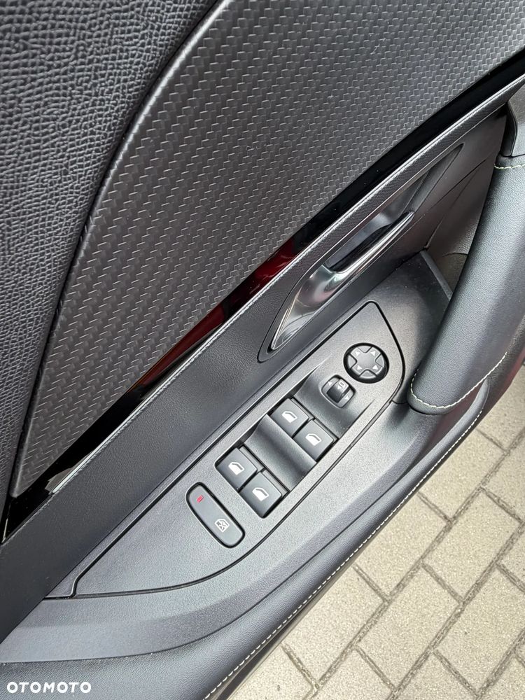 Peugeot 2008 1.2 PureTech GT S&S EAT8 - 10