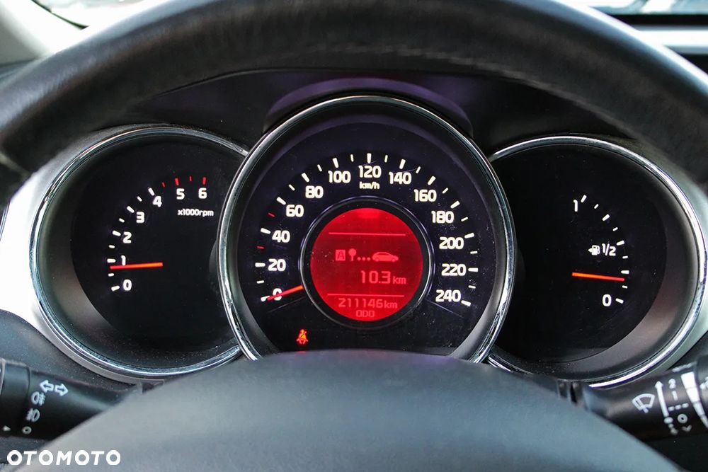 Kia Ceed 1.6 CRDi 128 Dream-Team Edition - 6