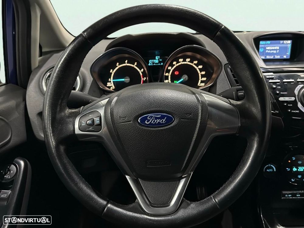 Ford Fiesta - 10