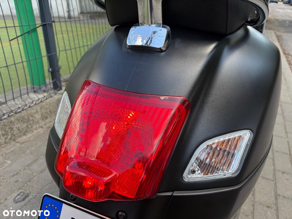 Vespa GTS - 22