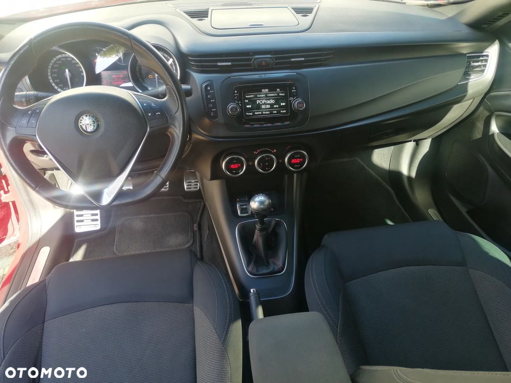 Alfa Romeo Giulietta 1.4 TB MultiAir Distinctive - 16
