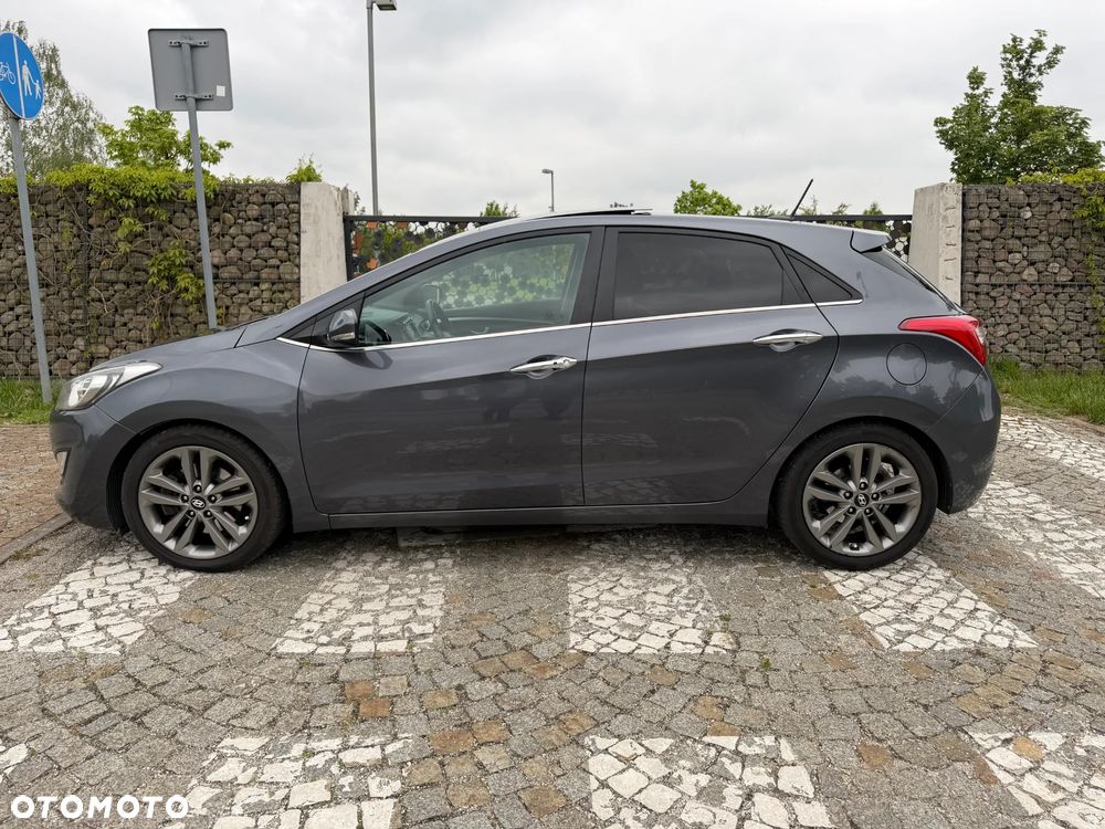 Hyundai i30 1.6 CRDi Premium DCT - 9