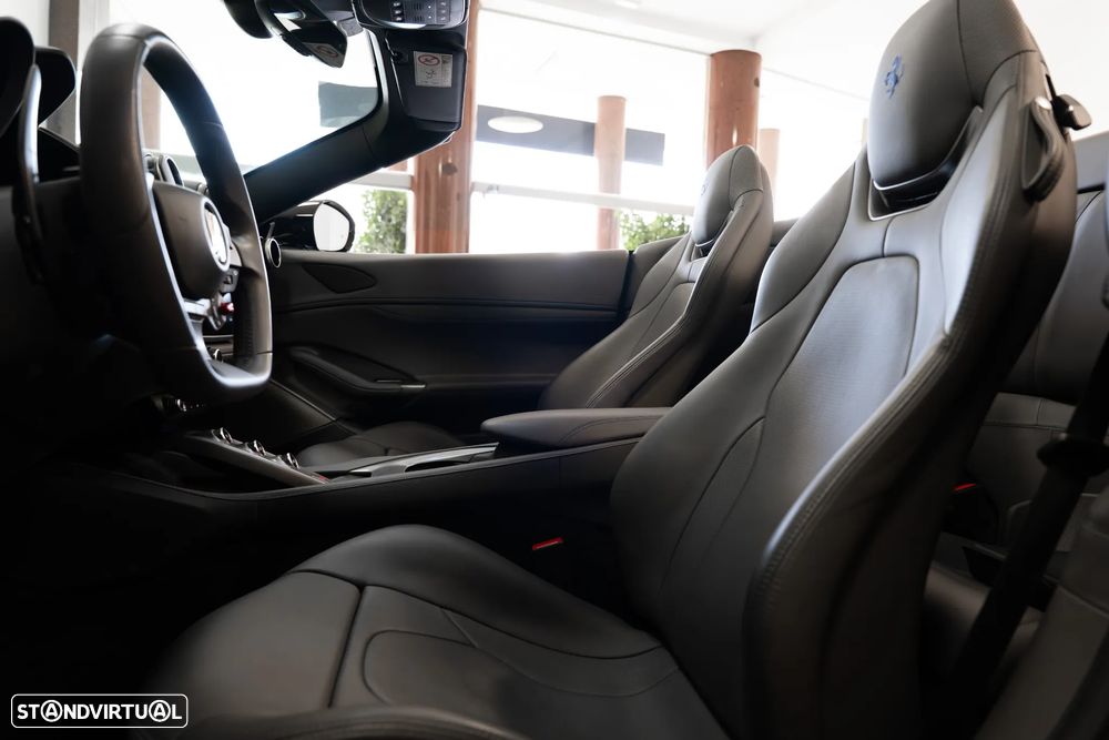 Ferrari Portofino M - 11