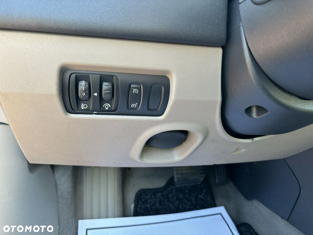 Renault Megane 2.0 Dynamique - 12