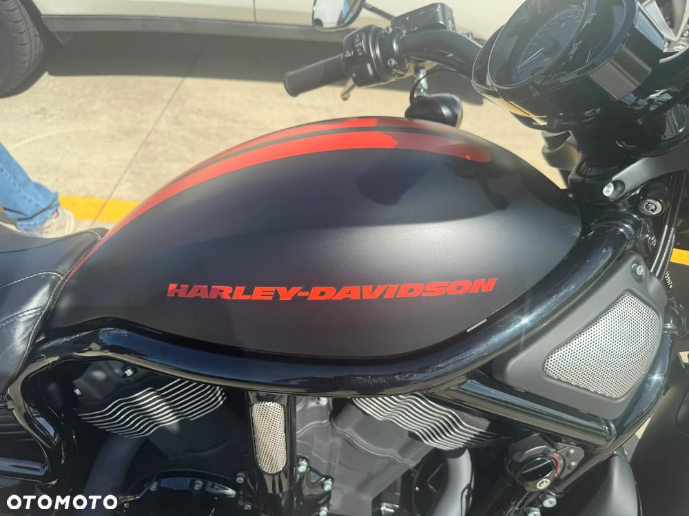 Harley-Davidson V-Rod Night Rod - 10