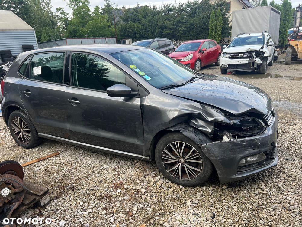 Volkswagen Polo 1.4 TDI BMT Highline DSG - 23