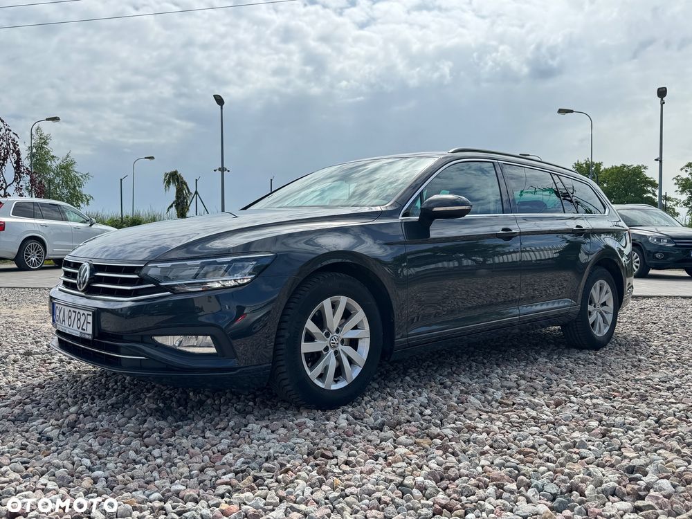 Volkswagen Passat 2.0 TDI SCR DSG Elegance - 2