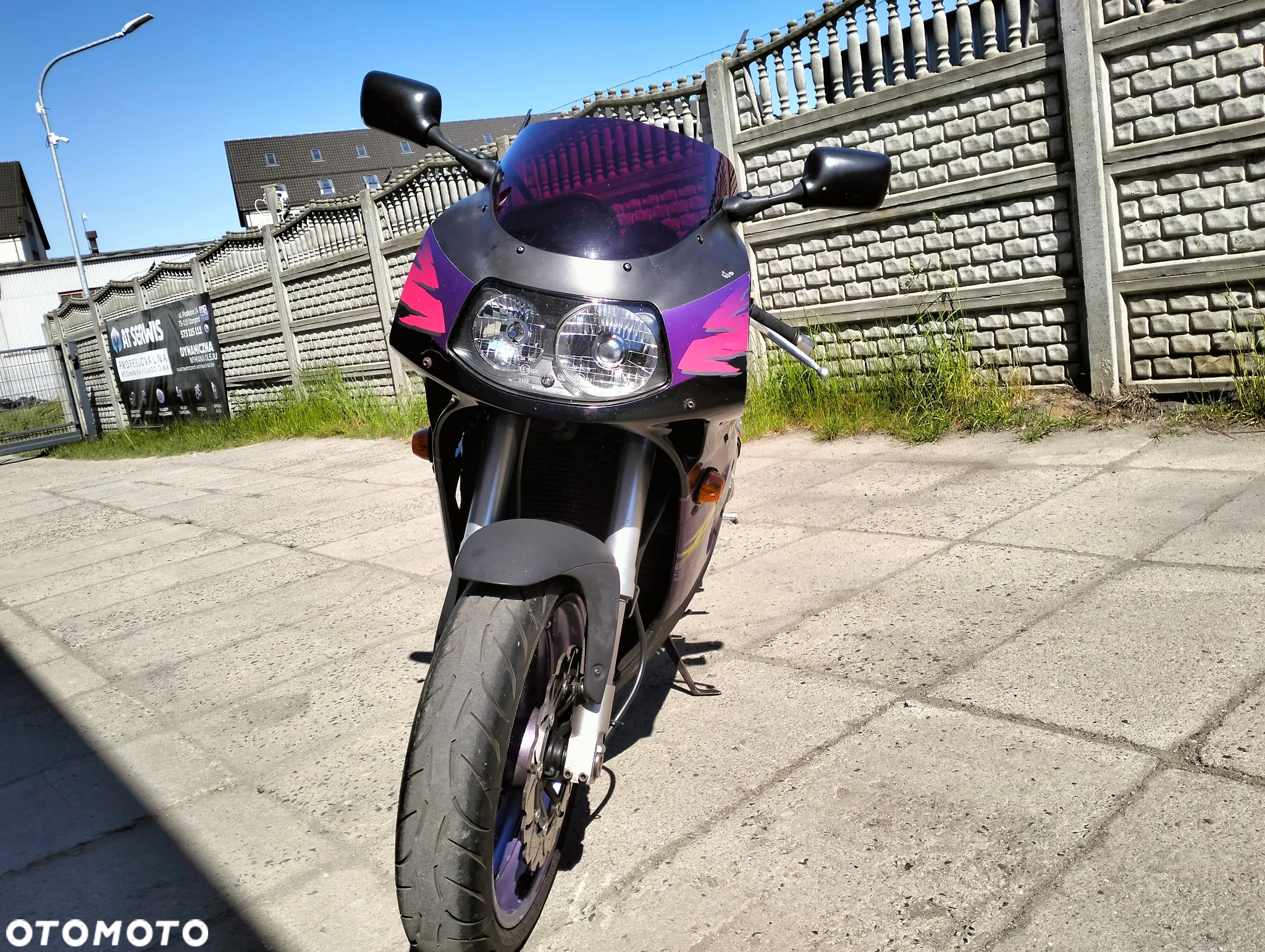 Suzuki GSX-R - 6