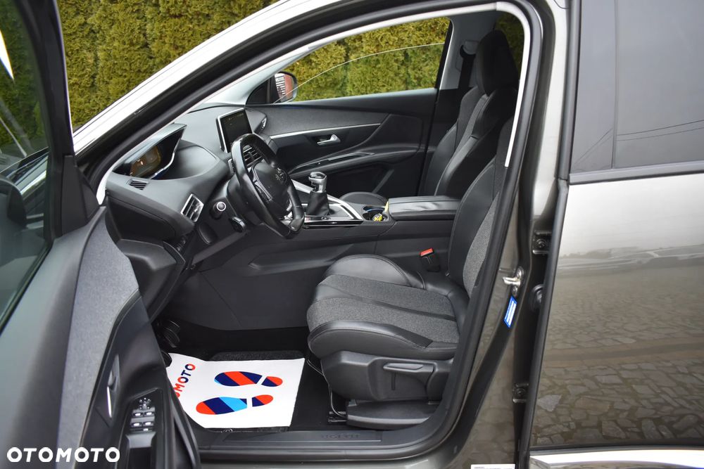 Peugeot 3008 PureTech 130 Stop & Start GPF Allure - 33