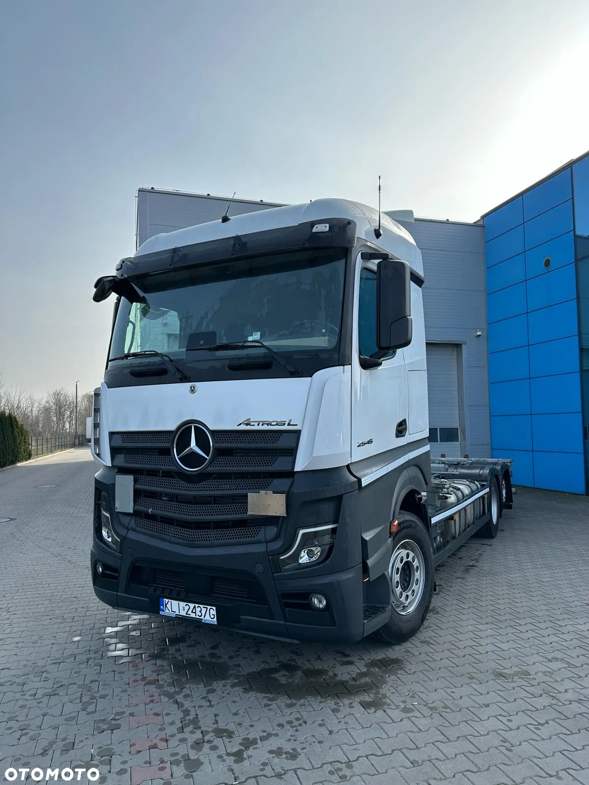 Mercedes-Benz 2545 - 4