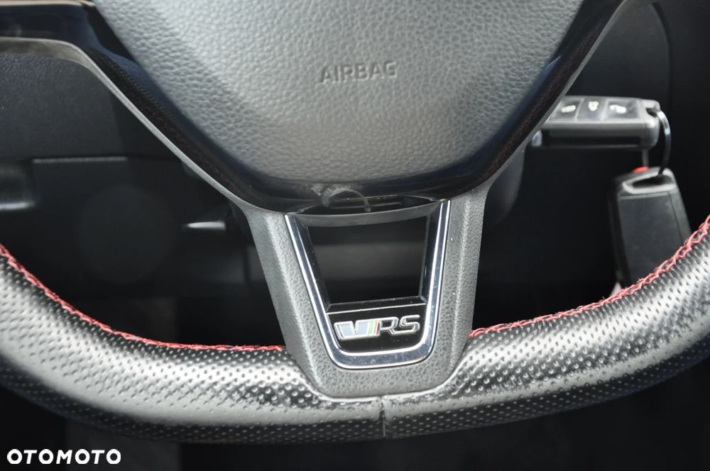 Skoda Octavia 2.0 TDI DSG RS - 18