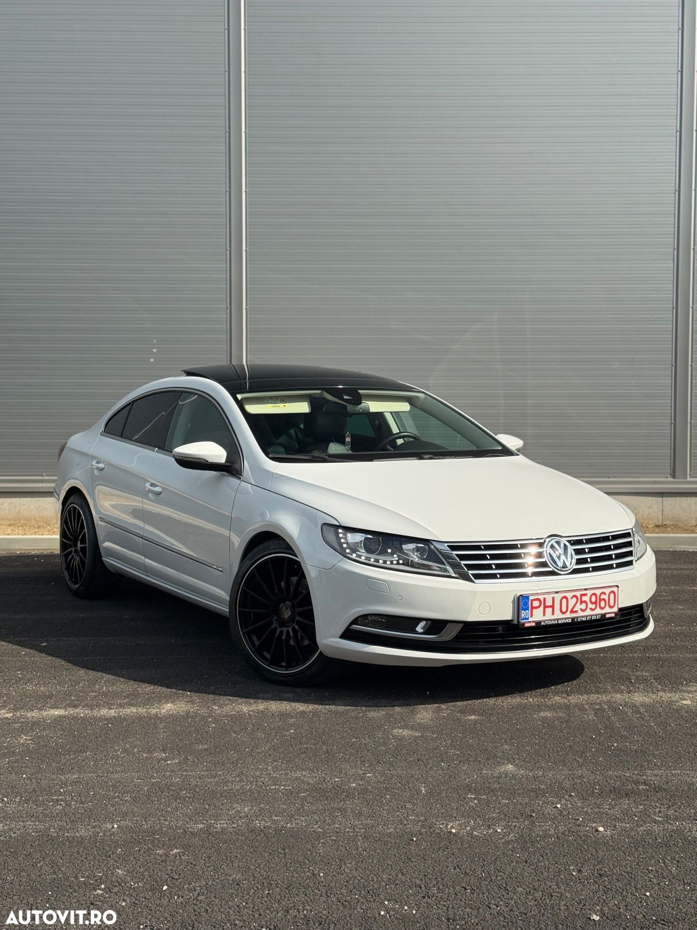 Volkswagen Passat CC 2.0 TDI 4Motion BlueMotion Technology DSG - 1