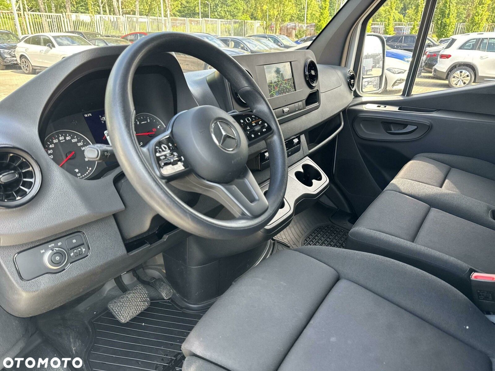 Mercedes-Benz Sprinter 317 CDI KA OM654 długi - 9