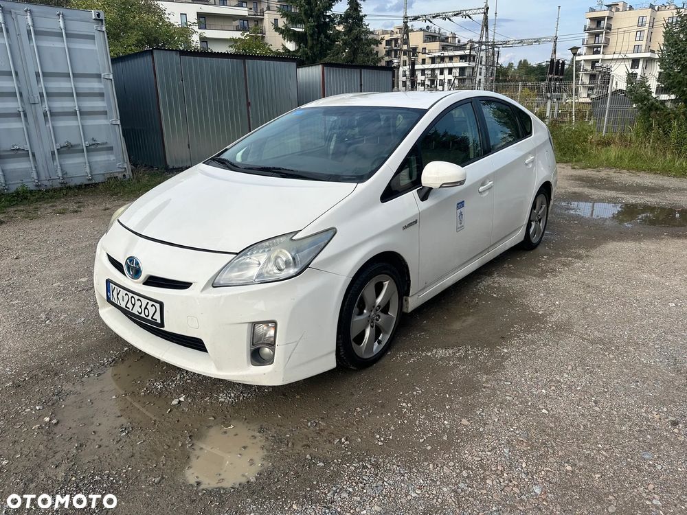 Toyota Prius 1.8 HSD Luna - 13