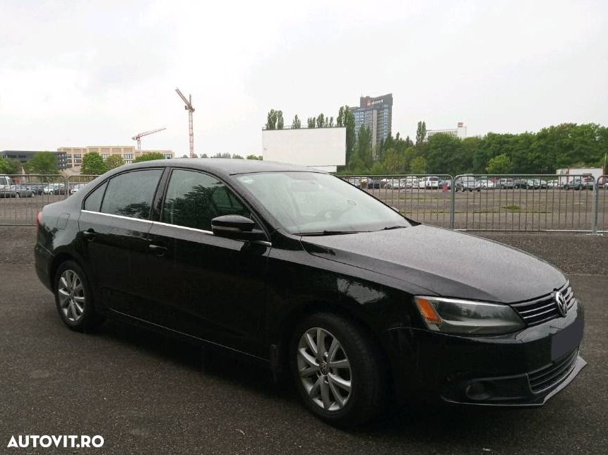 Volkswagen Jetta - 13