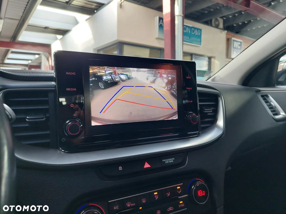 Kia Ceed 1.5 T-GDI M - 27