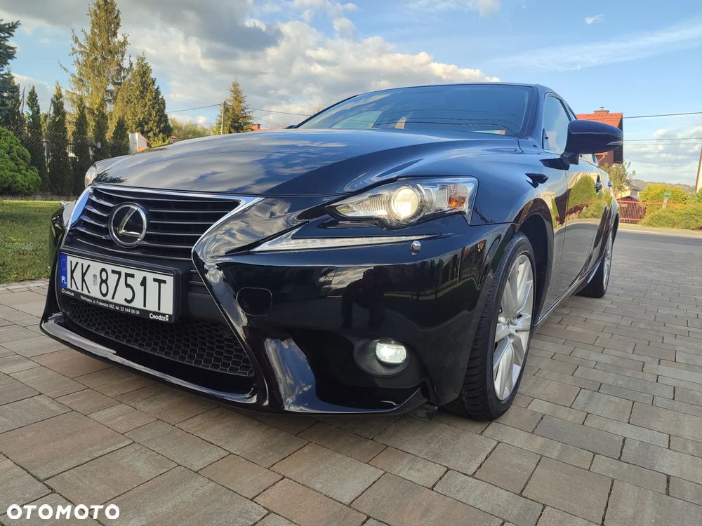 Lexus IS 200t Elite - 28