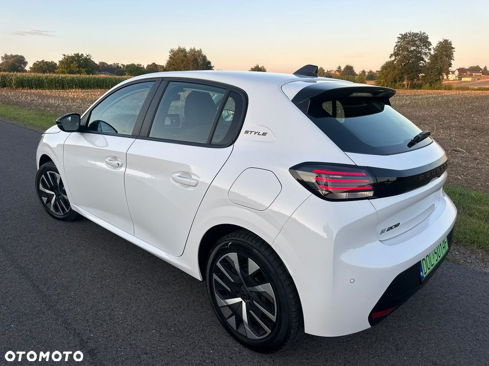 Peugeot 208 Elektromotor 136 E-Style - 3