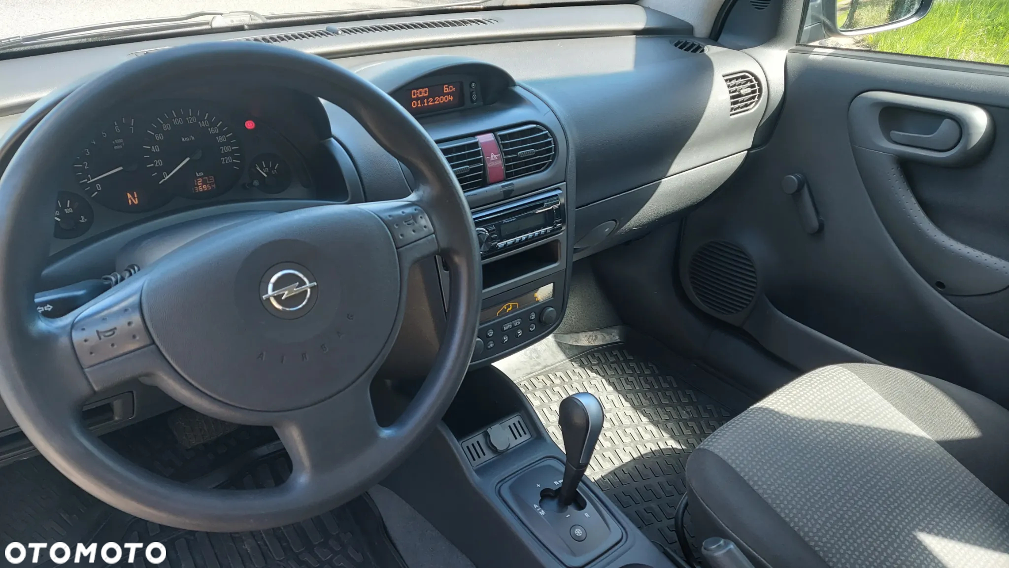 Opel Corsa - 11