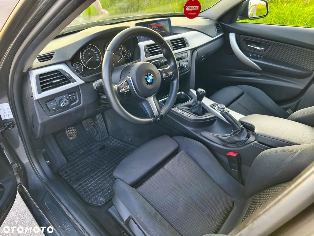 BMW Seria 3 318d DPF - 9