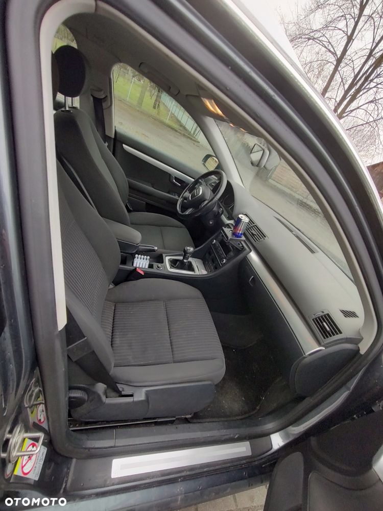 Audi A4 Avant 2.0 TDI - 11