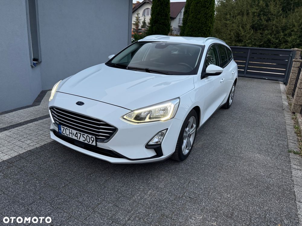 Ford Focus Turnier 1.5 EcoBlue Start-Stopp-System TREND - 2