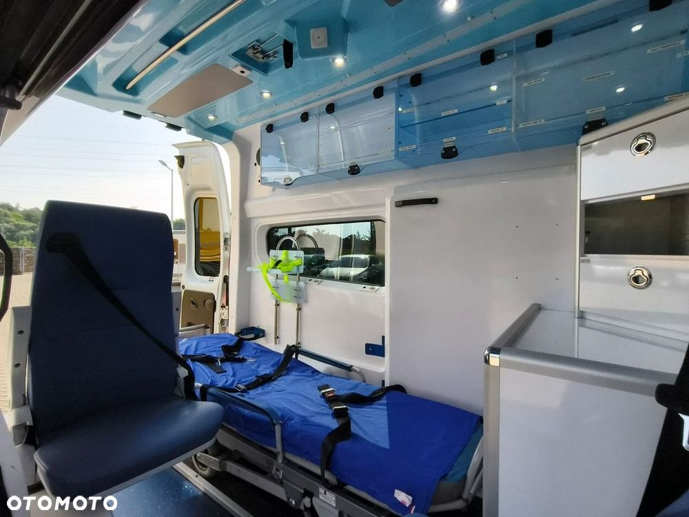 Opel Vivaro - 16