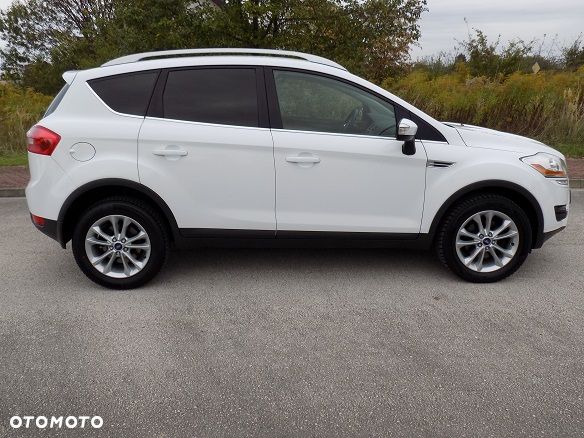 Ford Kuga 2.0 TDCi 4x4 Titanium - 16