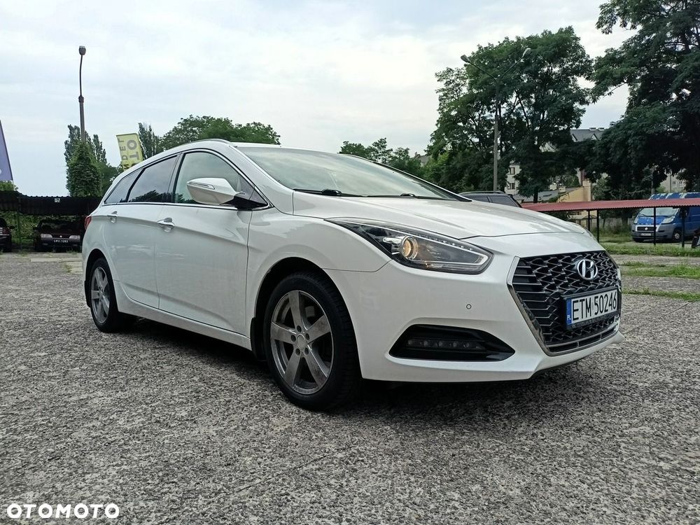 Hyundai i40 Kombi blue 1.6 CRDi Space - 23