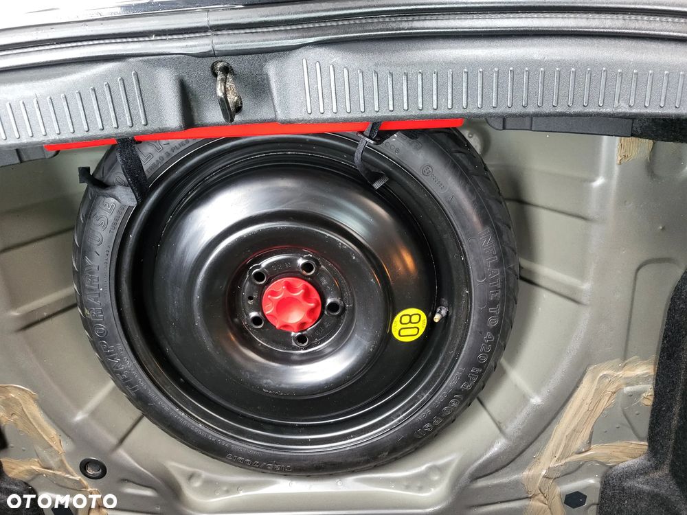 Toyota Auris 1.6 Edition - 35