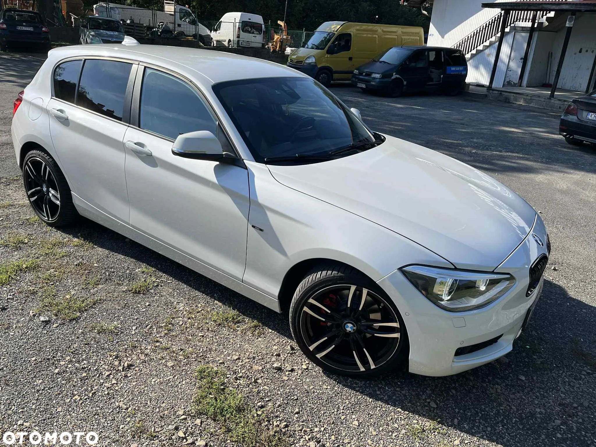 BMW Seria 1 - 1