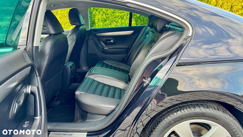 Volkswagen Passat CC 2.0 TSI DSG Exclusive - 32