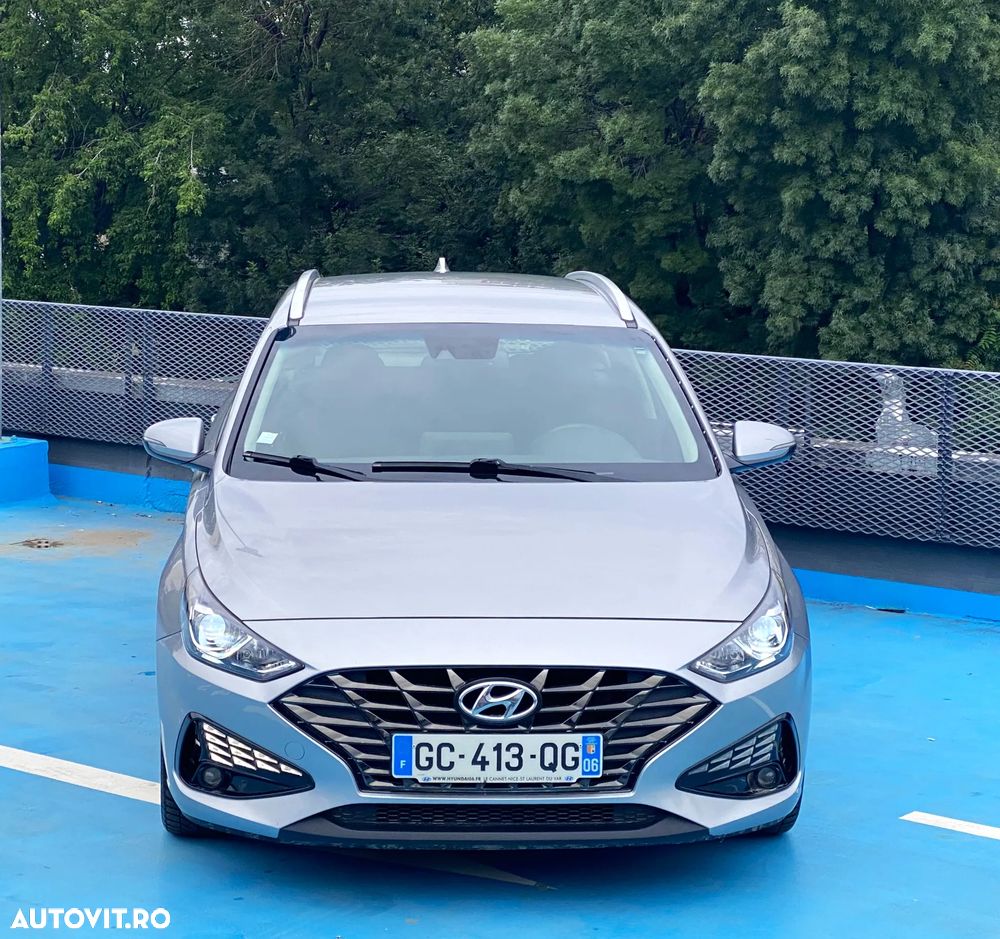 Hyundai i30 1.6 CRDI DCT Select - 28