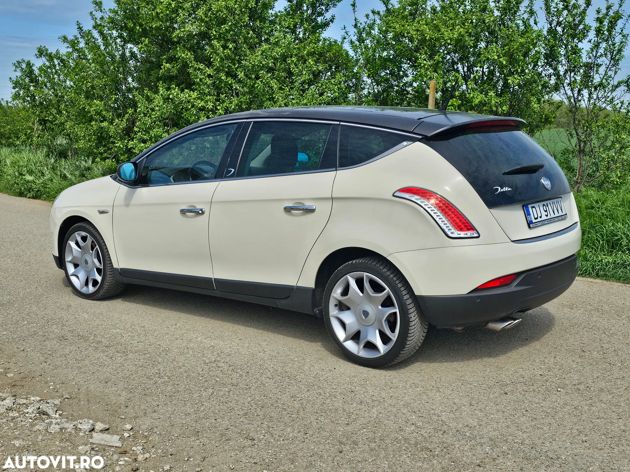 Lancia Delta 1.9 MultiJet Platino - 19