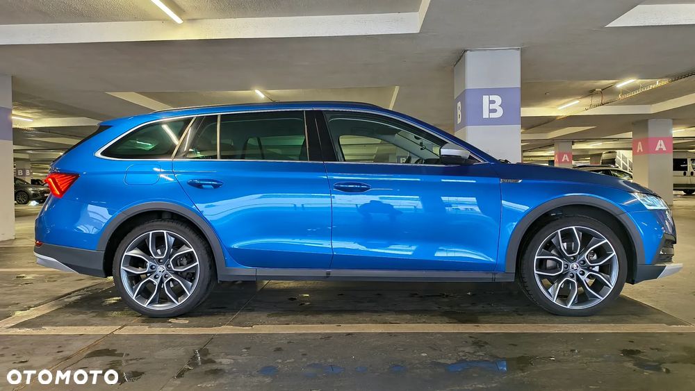 Skoda Octavia 2.0 TSI 4x4 Scout DSG - 5