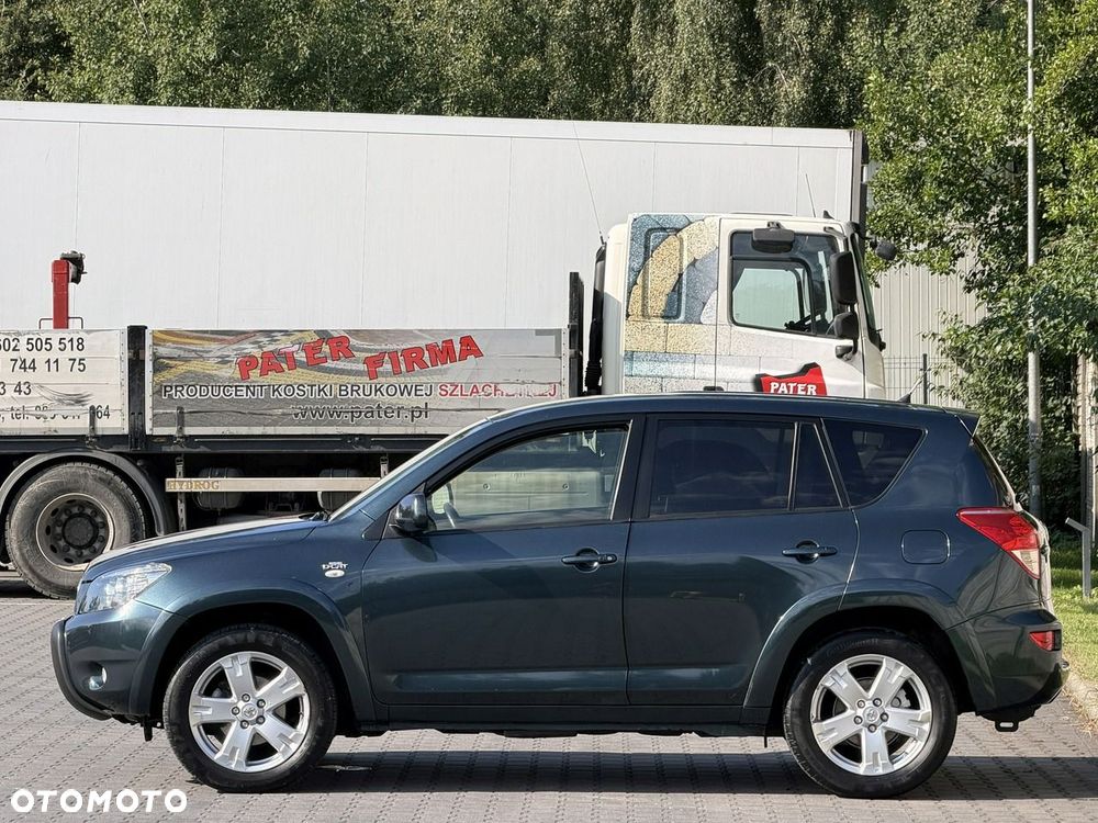 Toyota RAV4 2.2 D-4D Prestige - 27