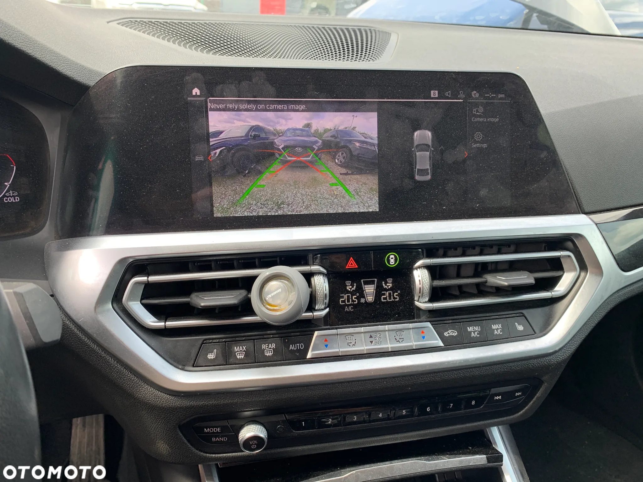 BMW Seria 3 330i xDrive - 13