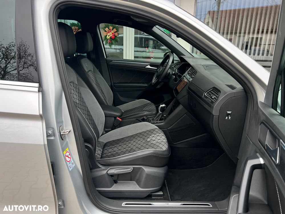 Volkswagen Tiguan 2.0 TDI SCR 4MOTION DSG R-Line - 12
