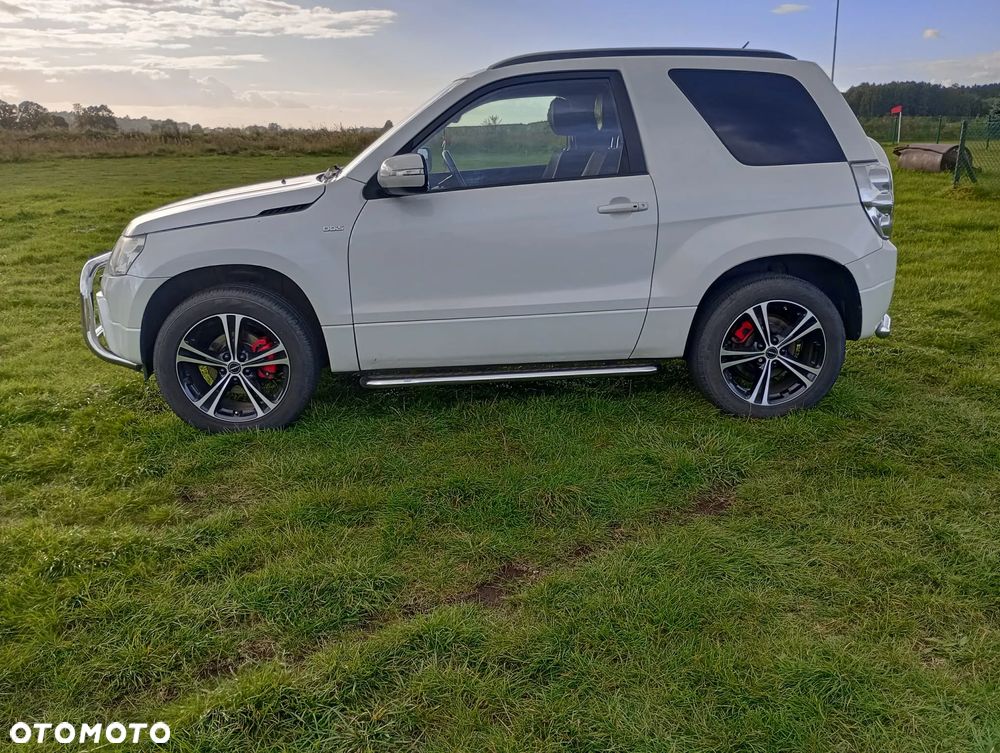 Suzuki Grand Vitara 2010 photo 4