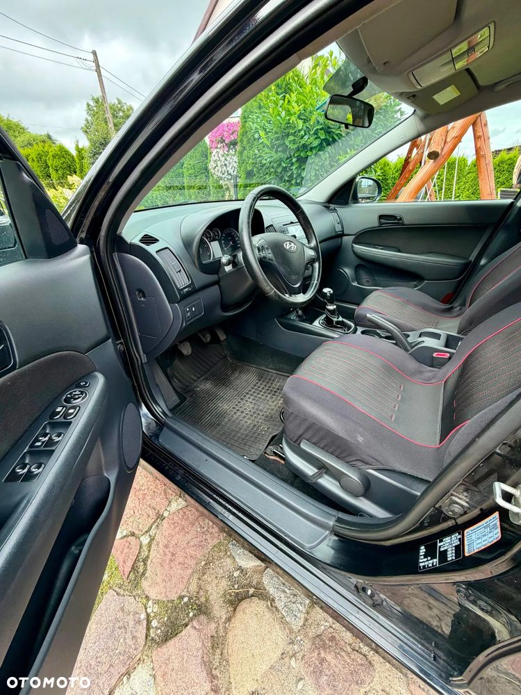 Hyundai i30 1.6 CRDi Classic - 14