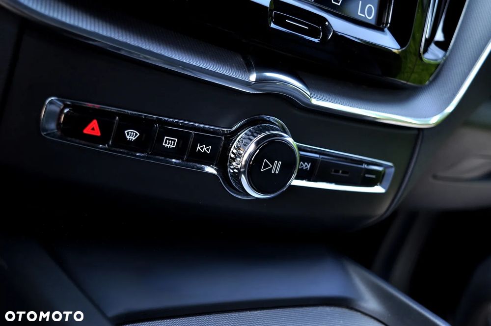 Volvo XC 60 T5 Inscription - 33