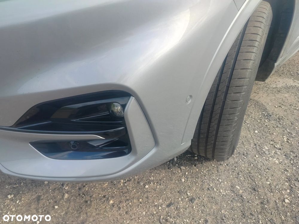 Ford Kuga 2.5 Duratec FHEV ST-LINE - 16