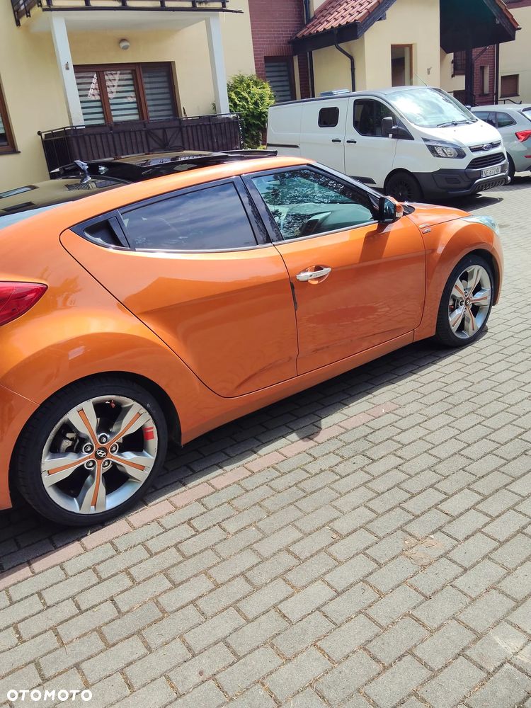 Hyundai Veloster 1.6 GDI Premium - 13