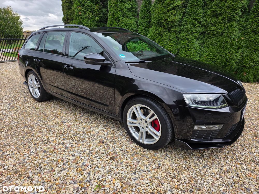 Skoda Octavia 2.0 TDI DSG RS - 8