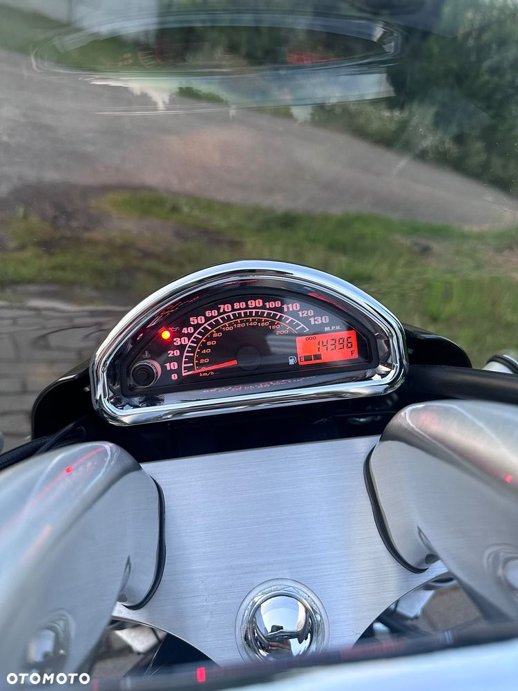 Suzuki Boulevard - 12
