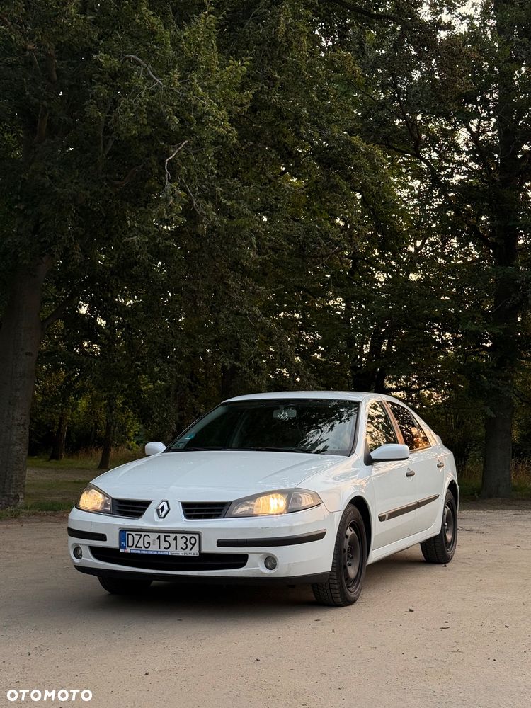 Renault Laguna 1.9 dCi Confort Authentique - 4